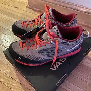 Brand New Vasque Hiking/Trail Shoes